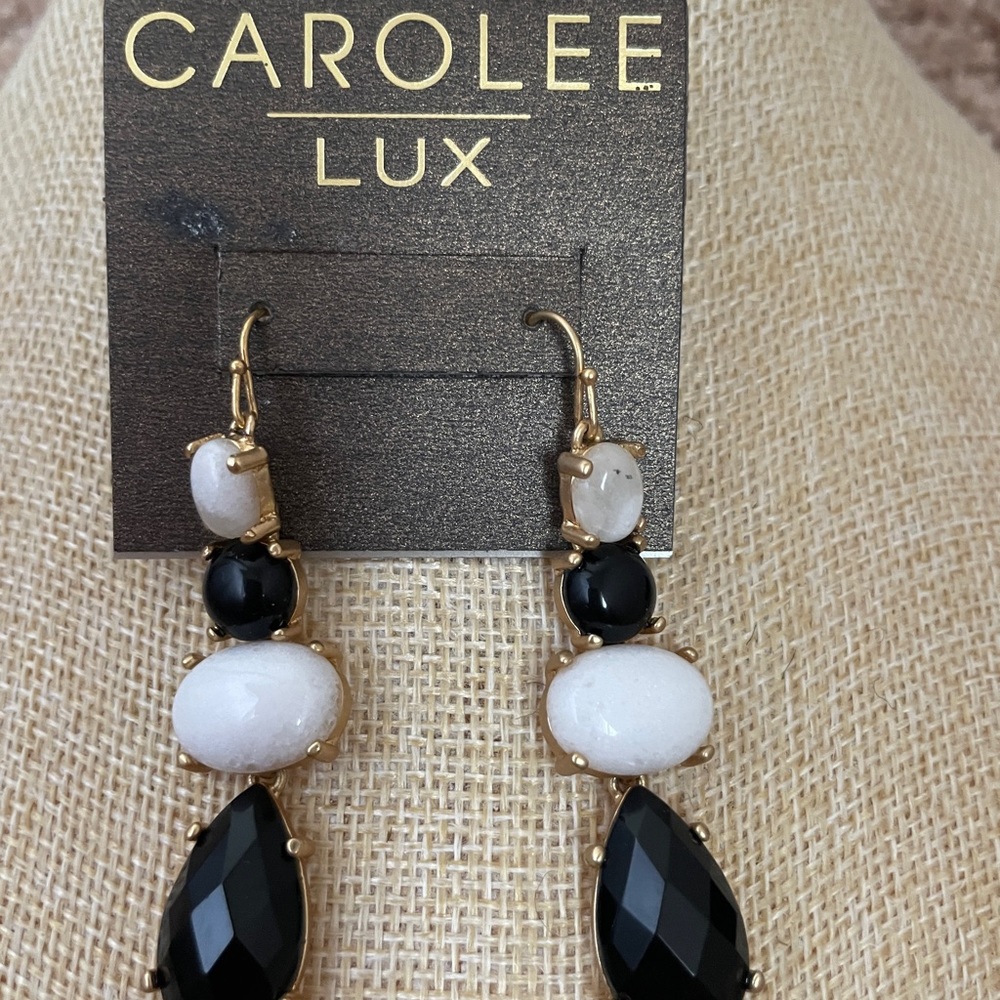 NWT Carolee Lux Gold Earrings